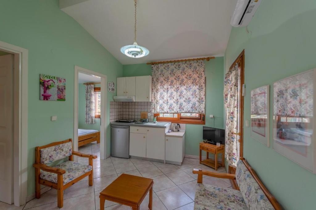Villa Melina 1 กอยนิรา ภายนอก รูปภาพ